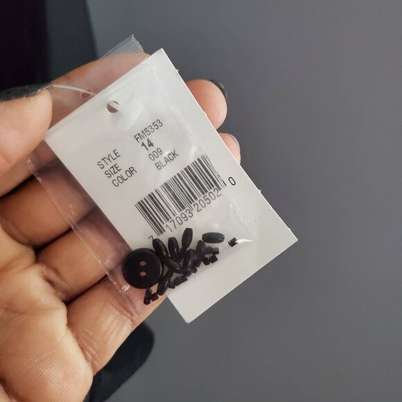 Bloomingdale's Black Sheer Beaded Button Down Top 14 - Picture 8 of 8